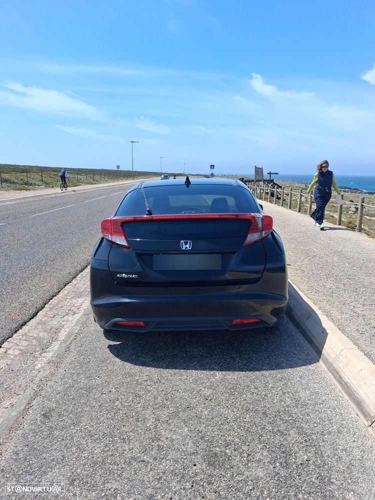 Honda Civic 1.4 i-VTEC Comfort - 1