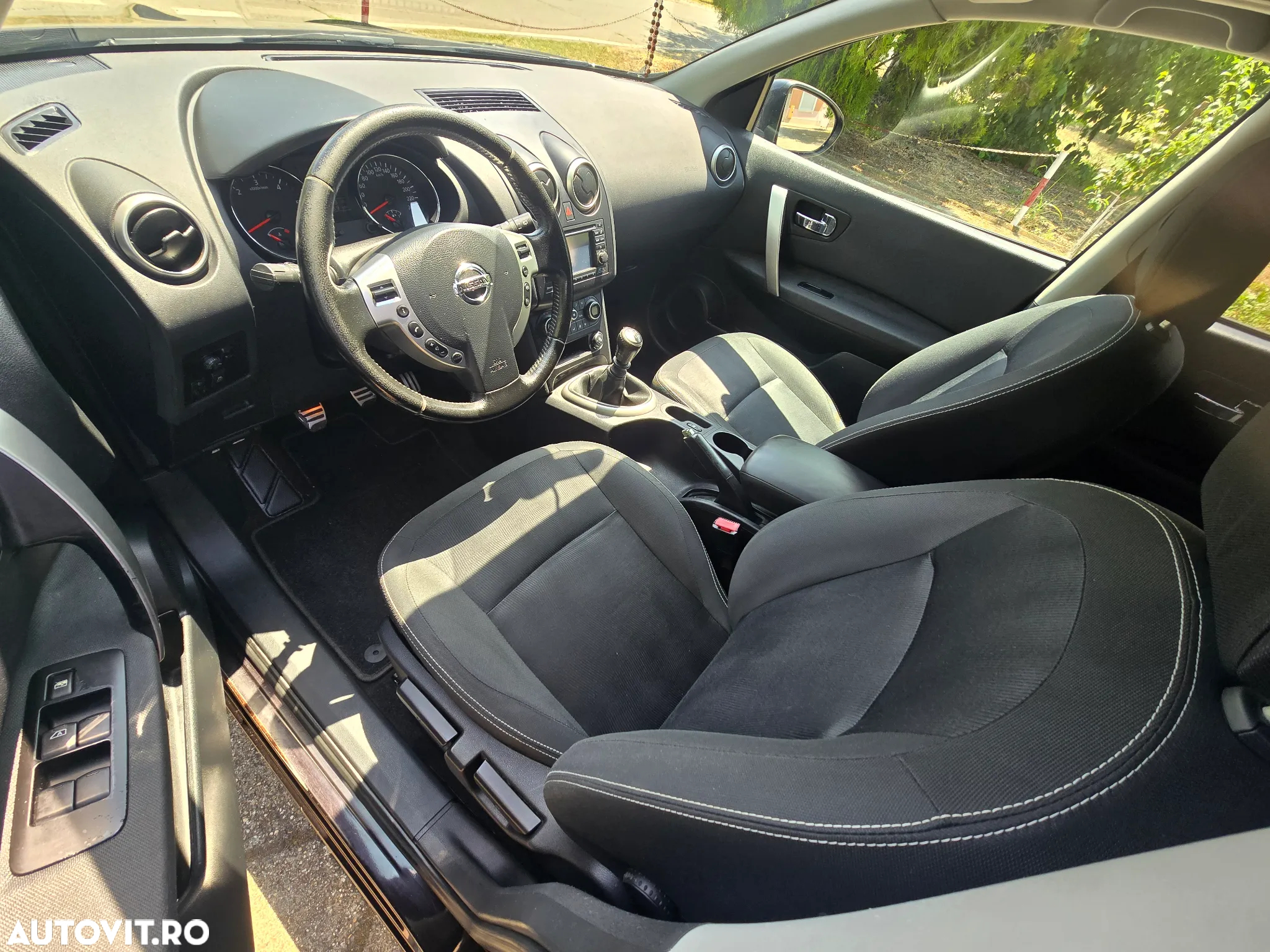 Nissan Qashqai 1.5 DCI TEKNA - 6