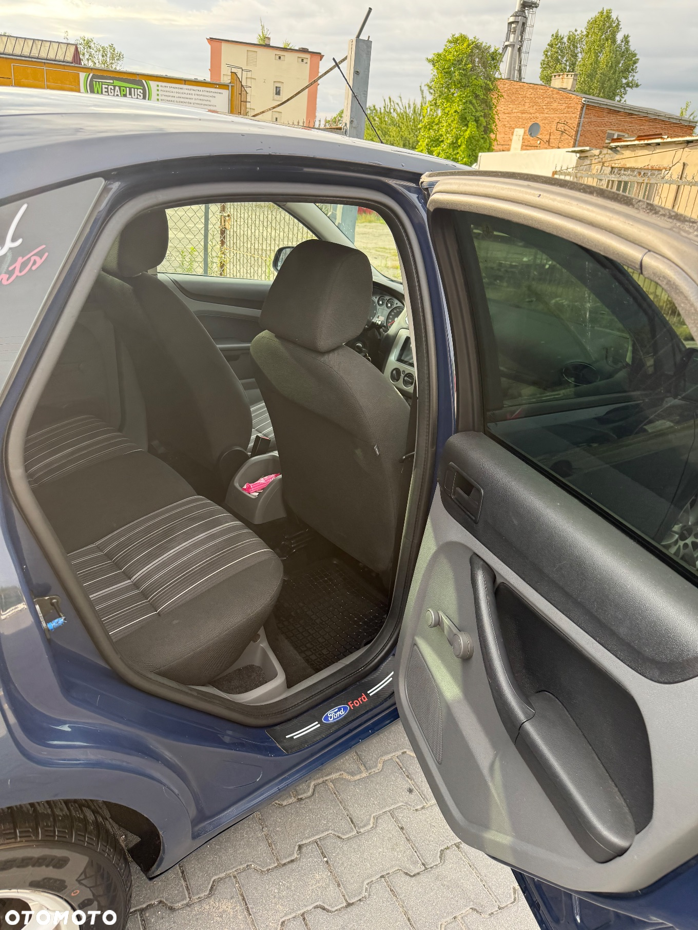 Ford Focus - 8