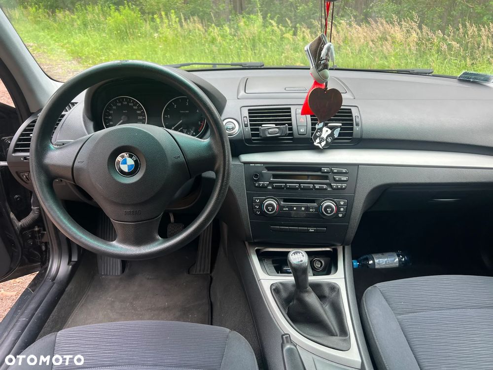 BMW Seria 1 118d - 8
