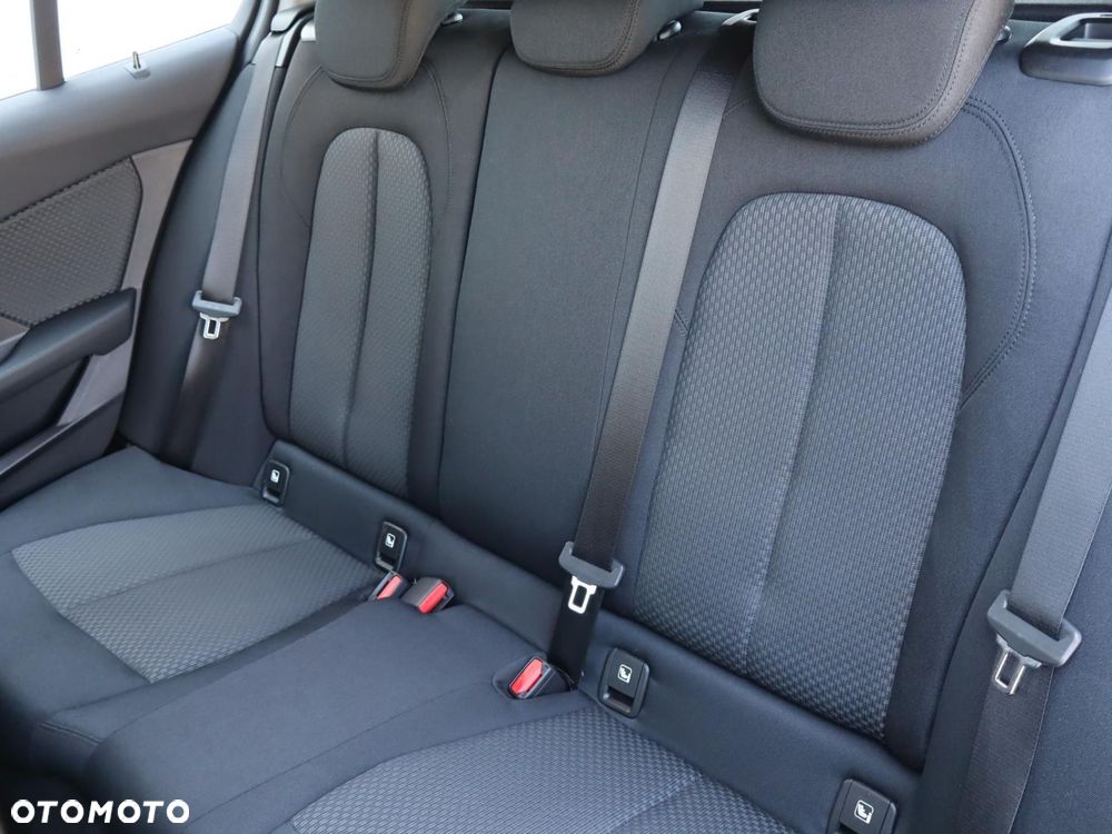 BMW Seria 1 - 9
