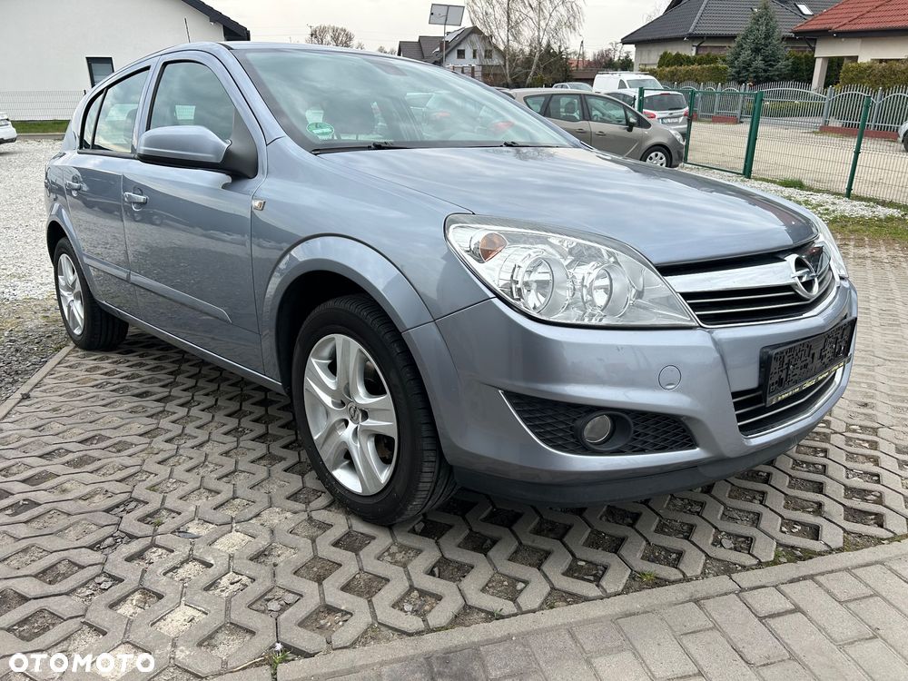 Opel Astra 1.6 Easytronic - 1