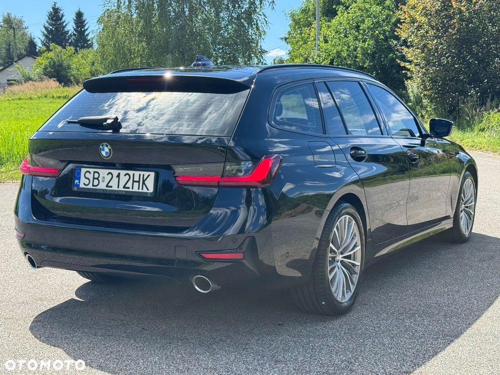 BMW Seria 3 320d xDrive Sport Line Shadow - 11