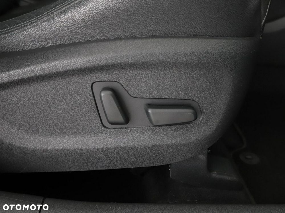 Hyundai Tucson 1.7 CRDI BlueDrive GO Plus 2WD DCT - 36