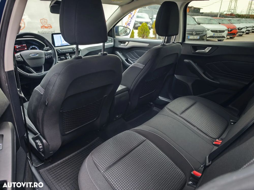 Ford Focus 1.0 EcoBoost Trend - 25