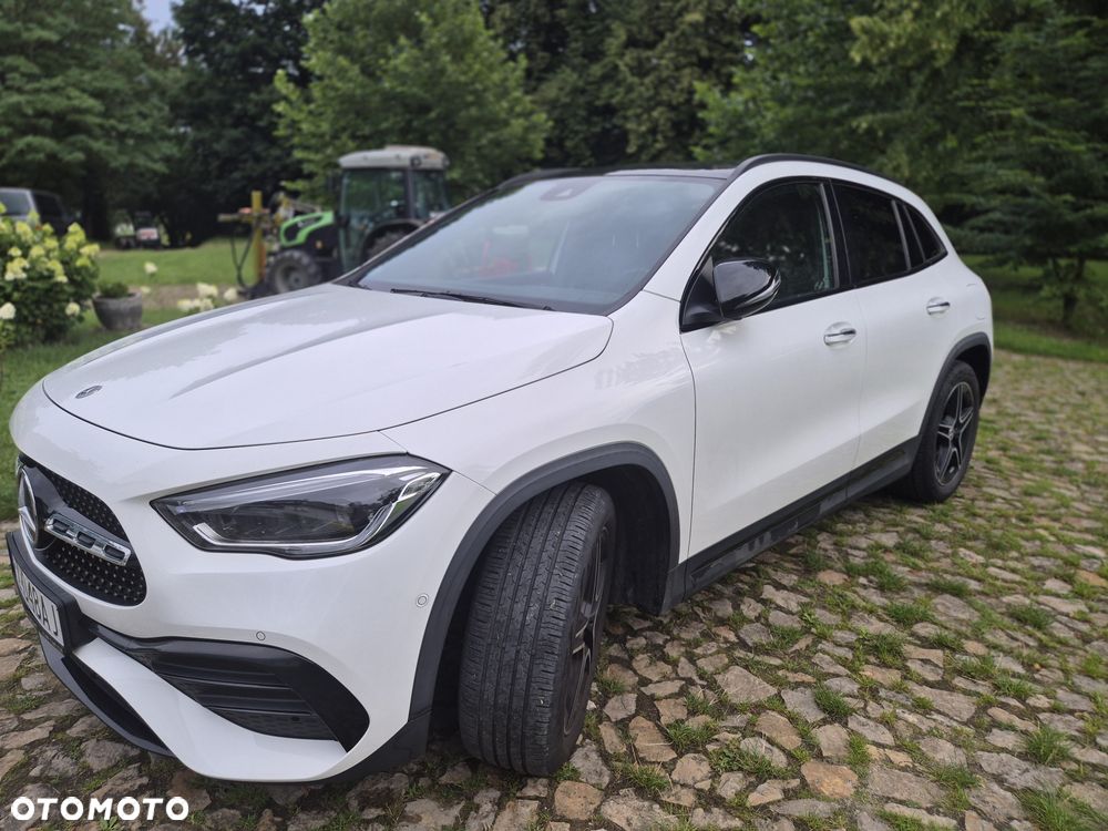 Mercedes-Benz GLA - 5
