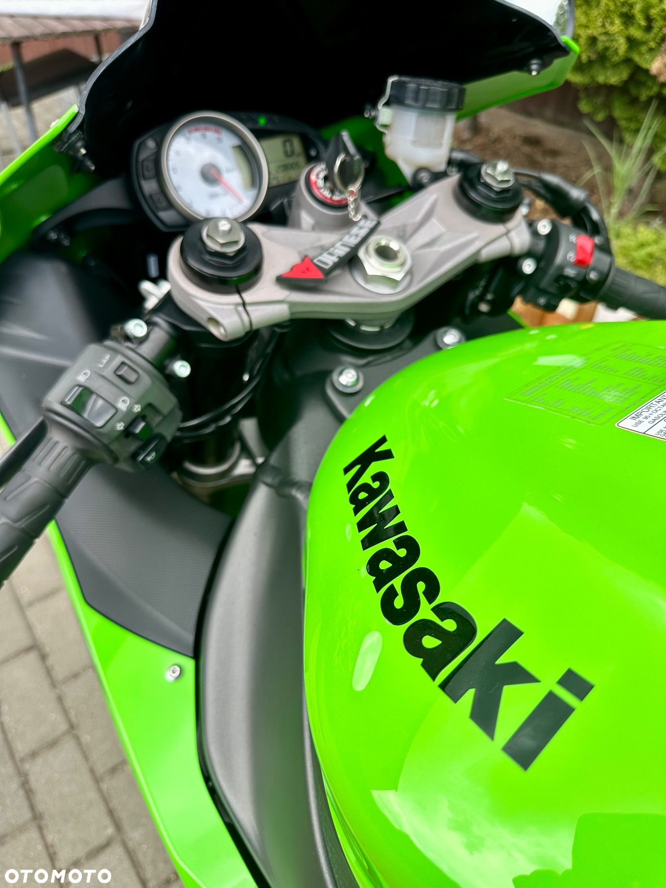 Kawasaki ZXR - 13