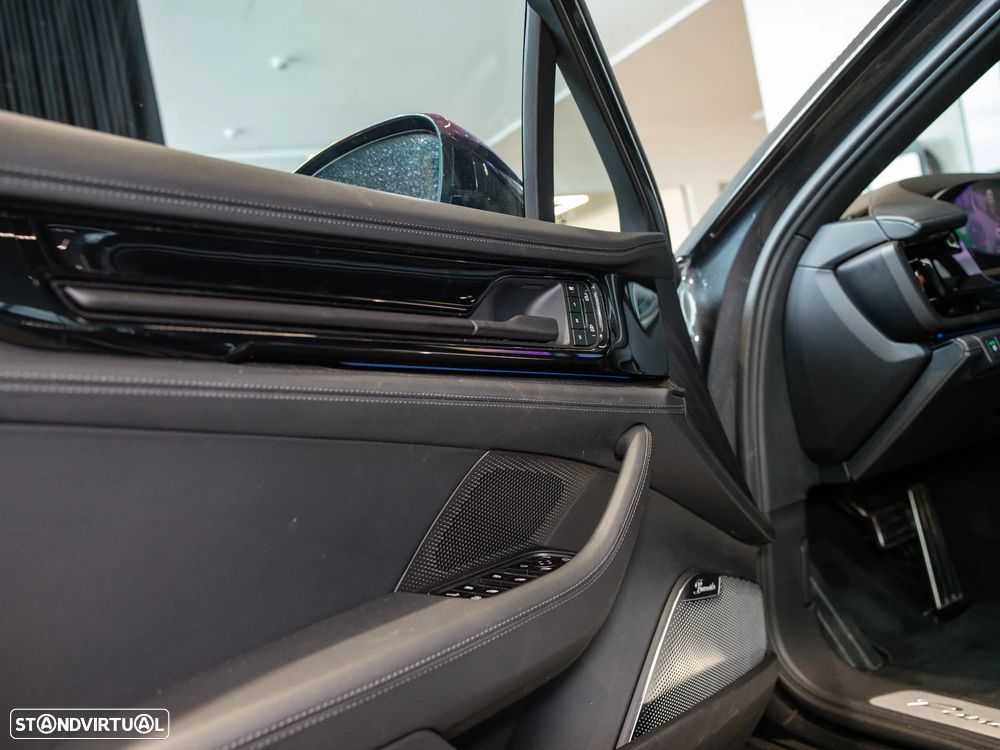 Porsche Panamera 4S E-Hybrid - 14