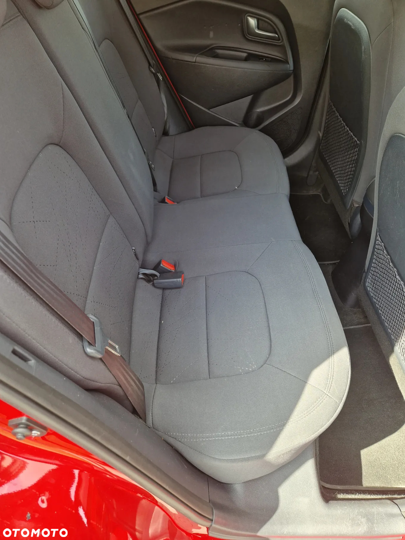 Kia Rio - 7