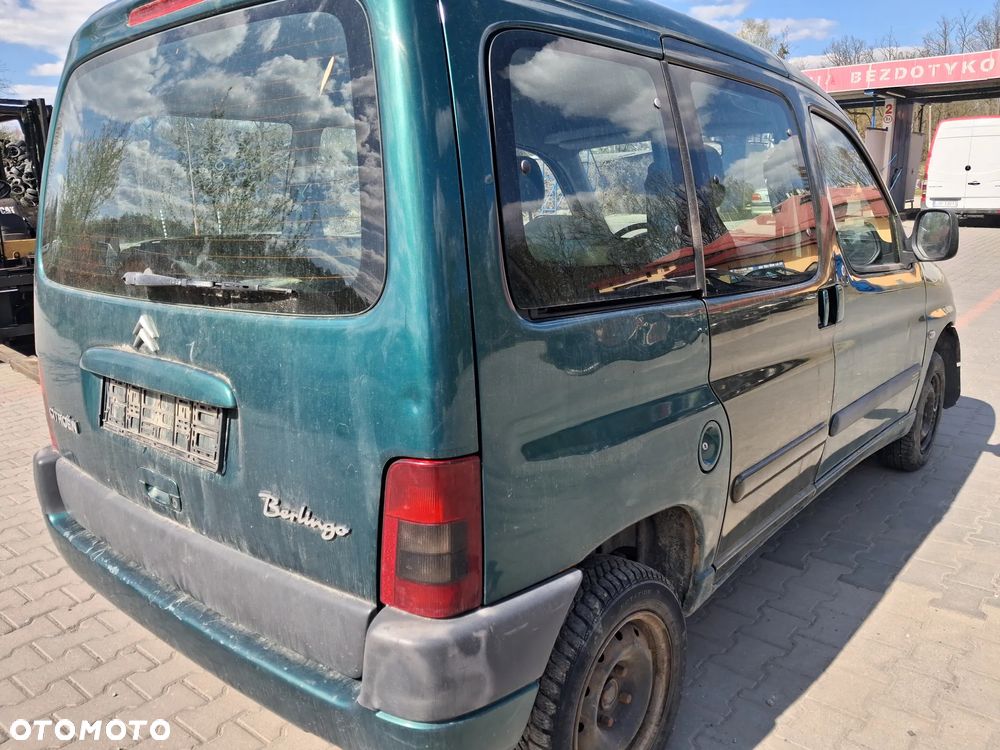 Citroen Berlingo I Peugeot Partner 1 Multispace silnik 1.9 D 51kW 70KM DW8 pompa wtryskowa Delphi R8448B371B skrzynia biegów drzwi maska klapa zderzak błotnik zielony KQAC maglownica belka mcperson sterownik panel moduł silniczek fotel szyba lusterko pompa przewód wąż kanapa wyświetlacz osłona mocowanie listwa felga zwrotnica lampa kokpit schowek stacyjka moduł komfortu bsi bsm boczek wentylator obudowa przewód alternator przekaźnik  mechanizm NA CZĘŚCI - 4