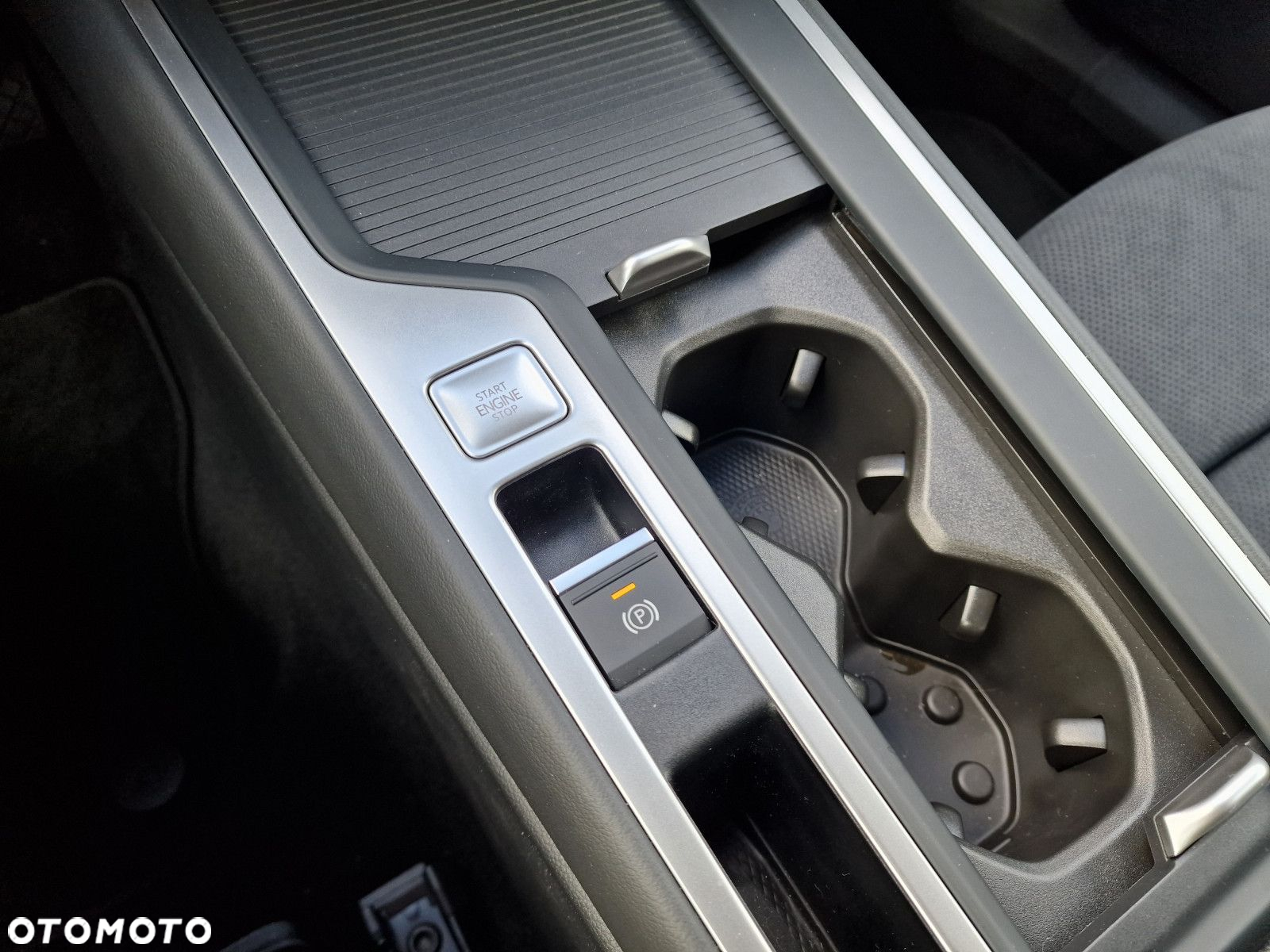 Volkswagen Passat - 21