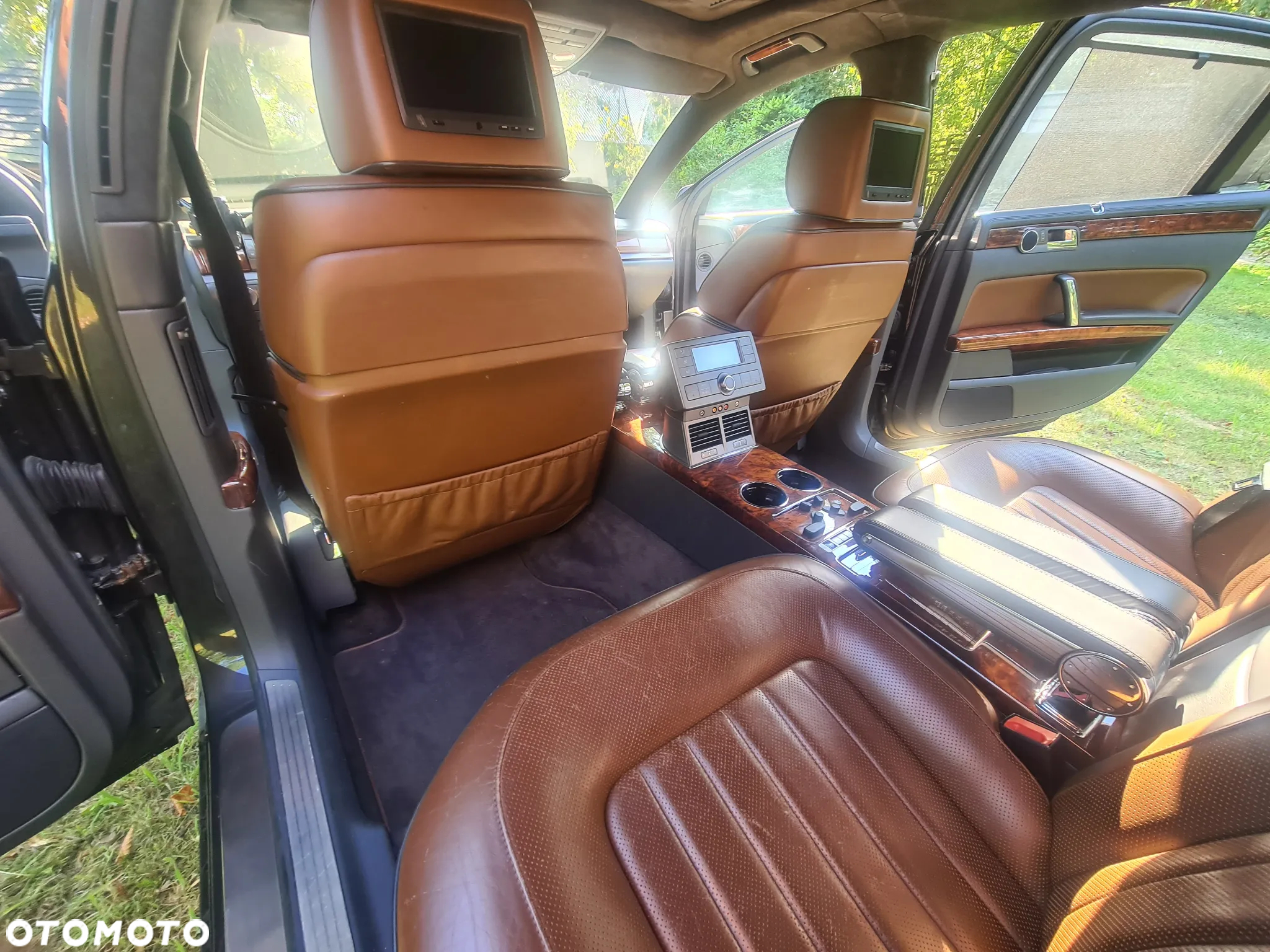 Volkswagen Phaeton 4.2 V8 4Mot L (4 os.) - 18