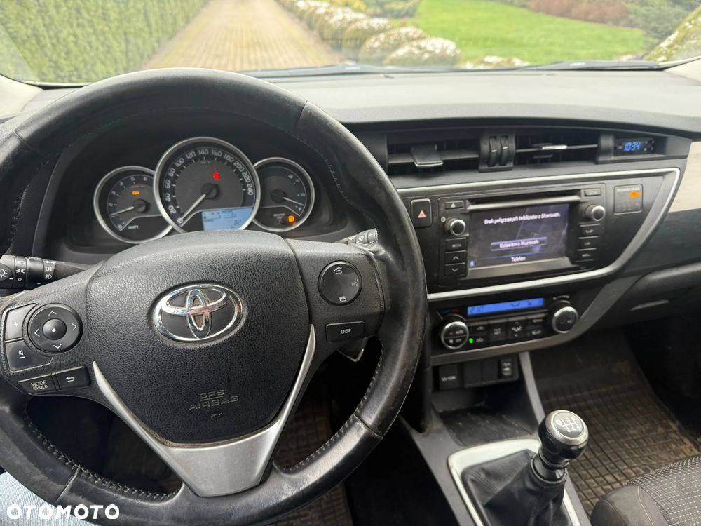 Toyota Auris 1.4 D-4D Luna - 9