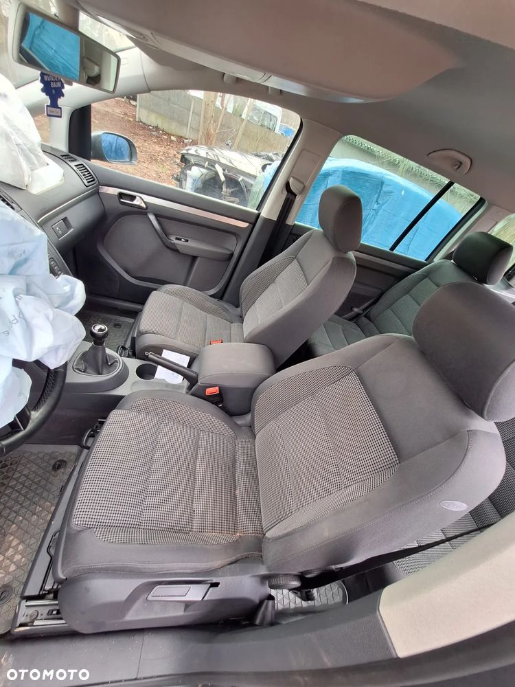 podłokietnik tunel VW TOURAN - 2