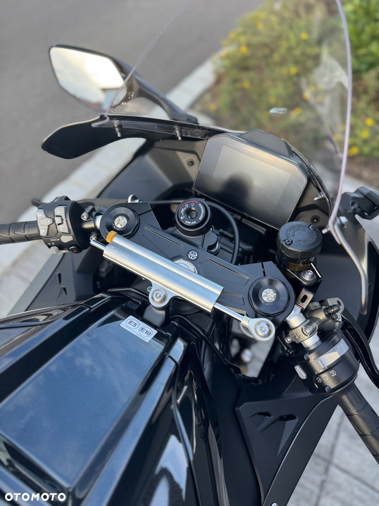 Kawasaki ZX - 9