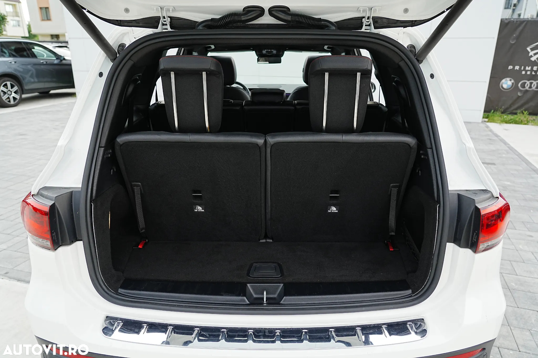 Mercedes-Benz GLB 220 d 4Matic 8G-DCT AMG Line - 32