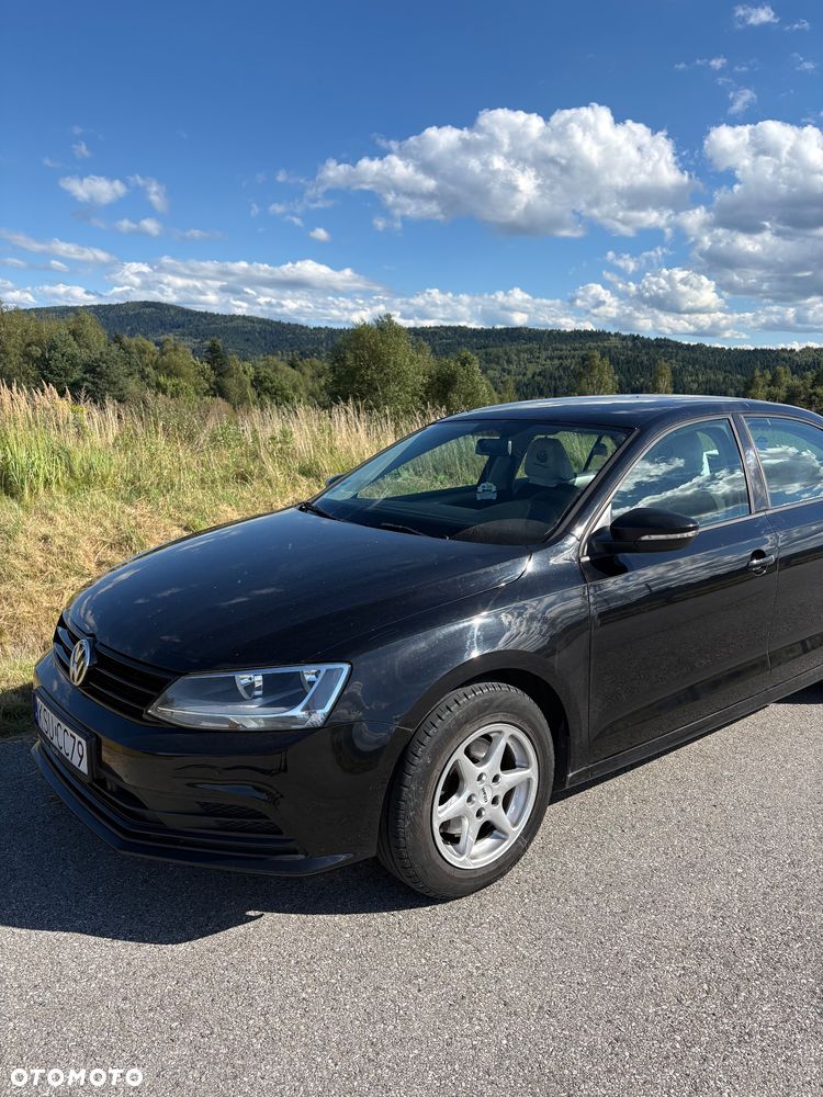 Volkswagen Jetta 2.0 TDI DPF BMT Trendline - 4