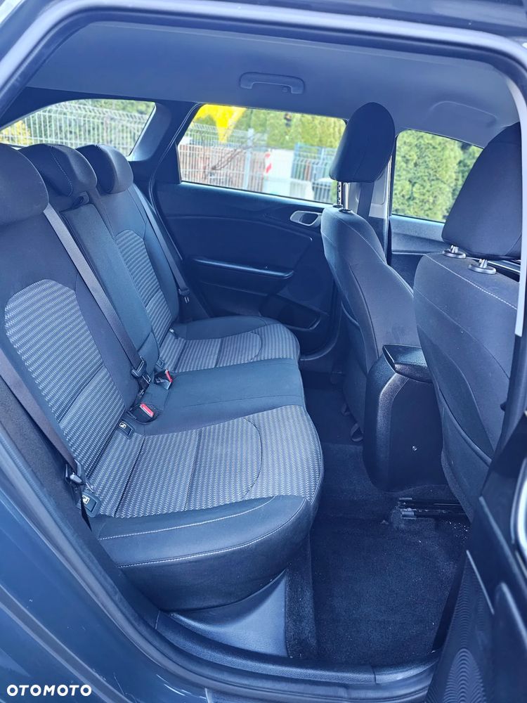 Kia Ceed 1.5 T-GDI OPF Nightline Edition - 18