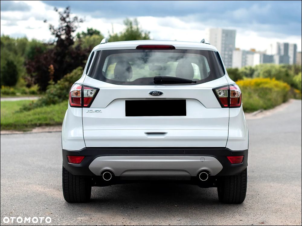 Ford Kuga - 4
