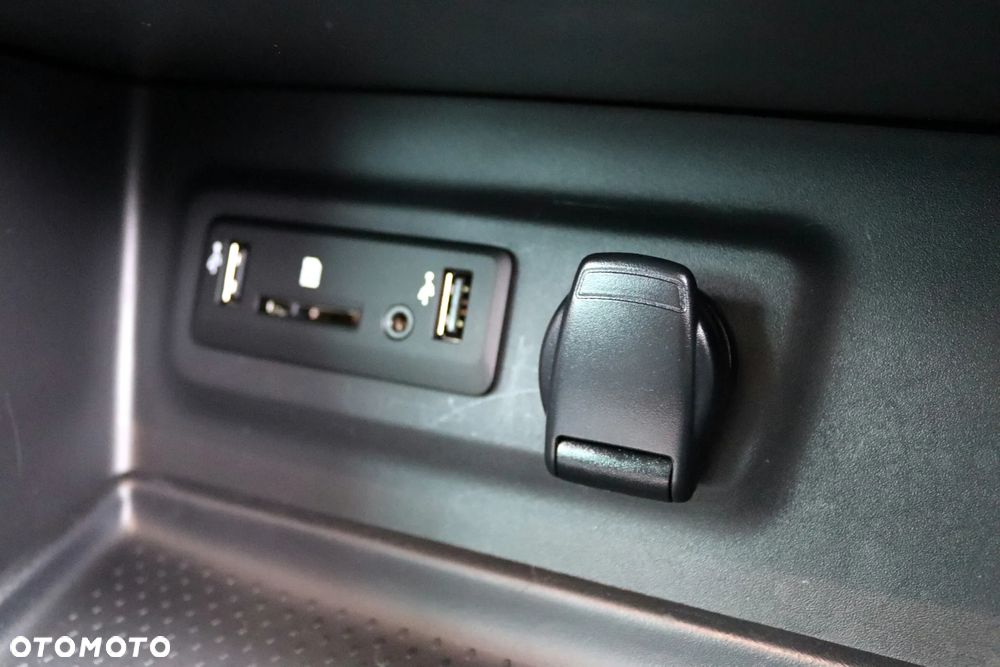 Renault Megane 1.2 Energy TCe Limited - 30