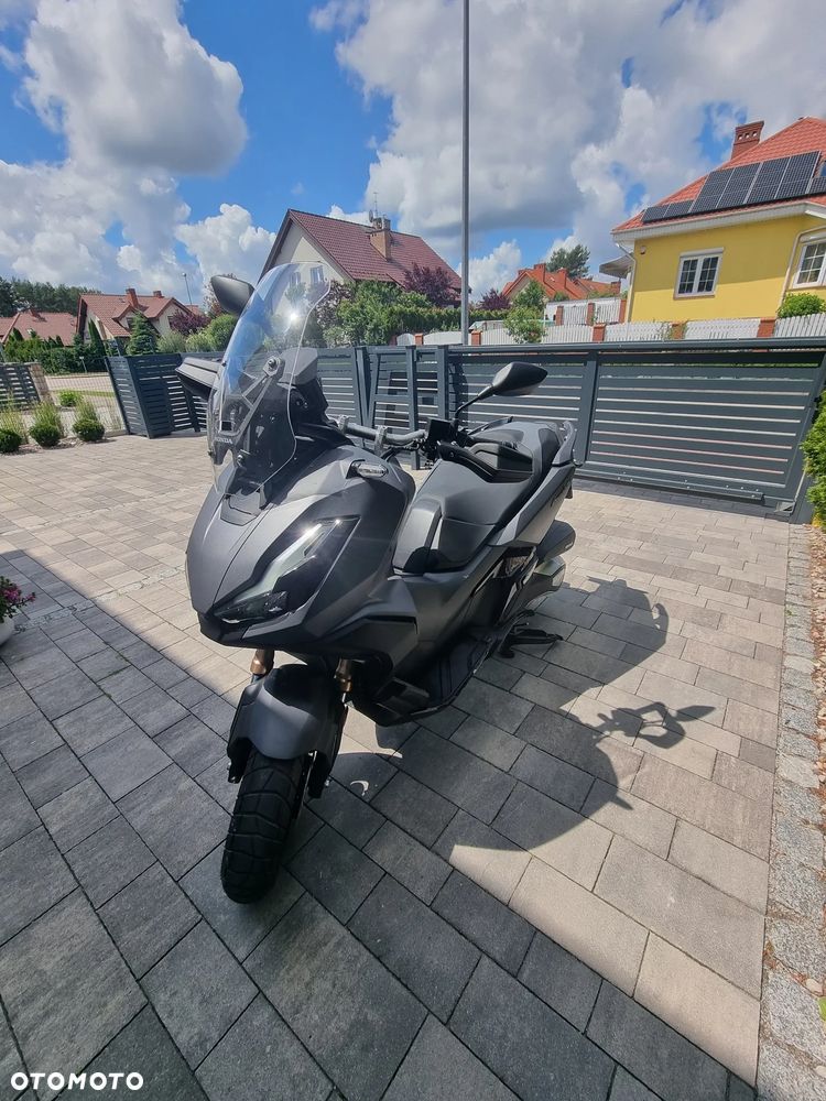 Honda ADV350 - 5