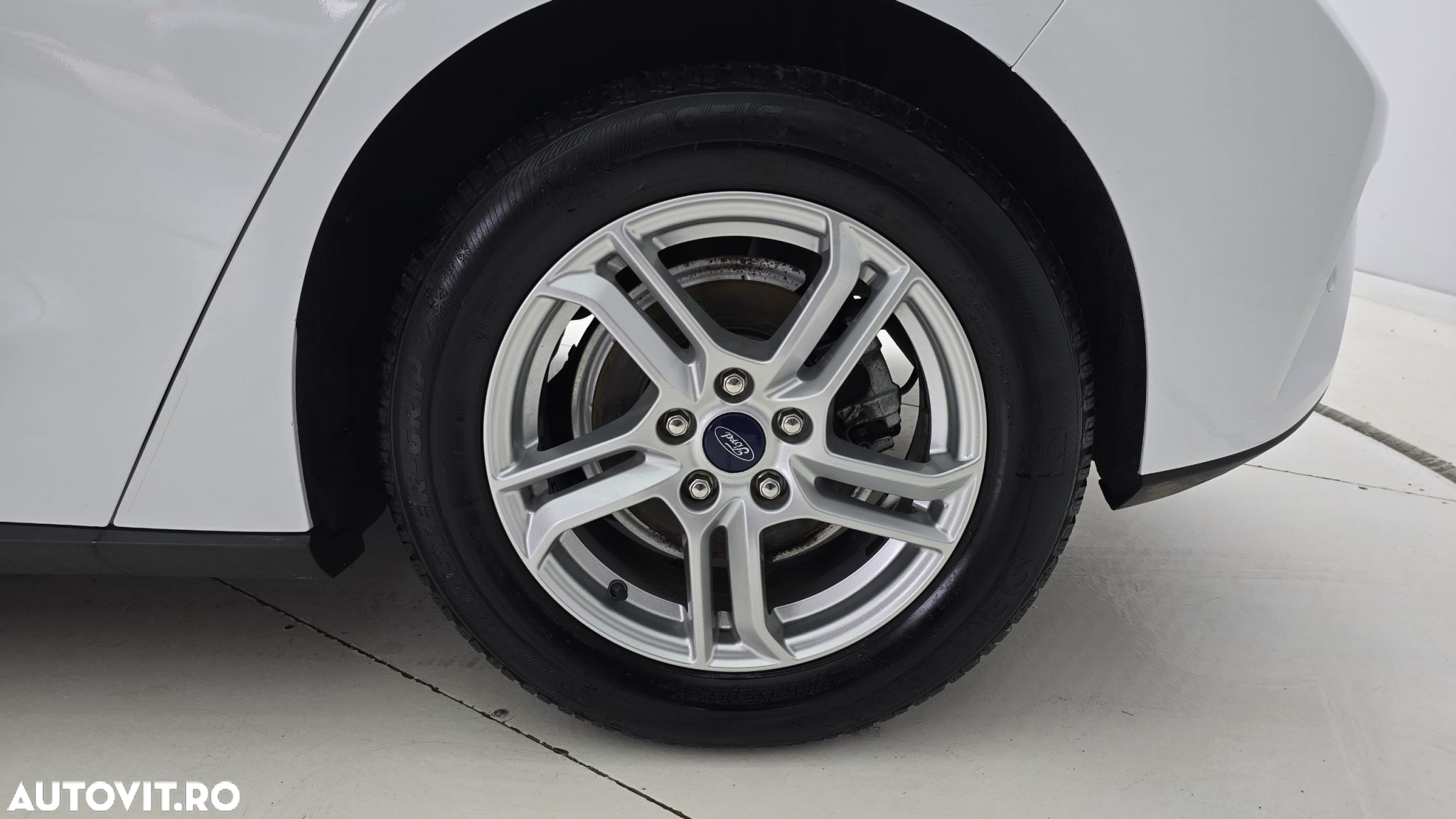 Ford Focus 1.0 EcoBoost Trend Edition - 22
