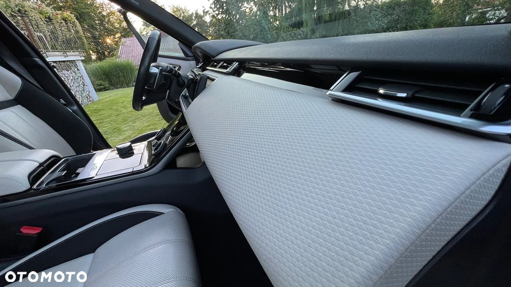 Land Rover Range Rover Velar 2.0 SD4 R-Dynamic SE - 37