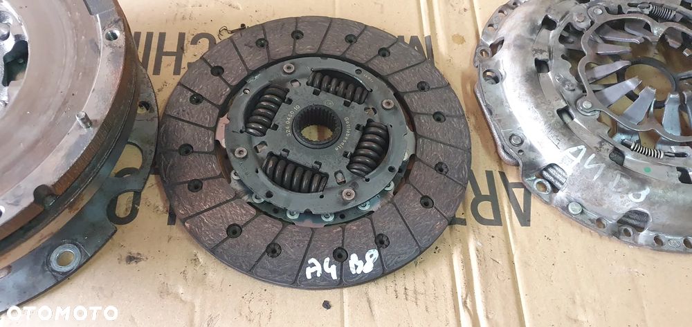 Sprzęgło dwumas koło dwumasowe tarcza docisk LUK Audi A4 B8 LIFT 2.0 TDI - 4