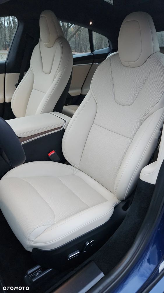 Tesla Model S Long Range AWD - 18