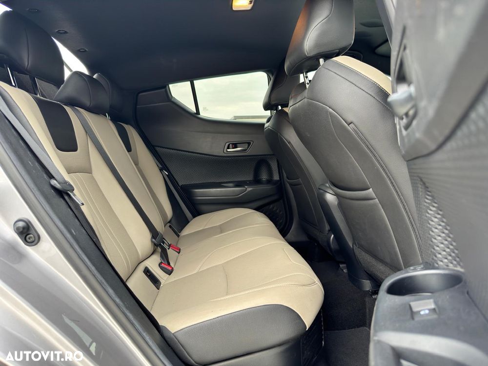 Toyota C-HR 1.8 HSD 122 CP 4x2 CVT C-ult Style bi-tone - 11