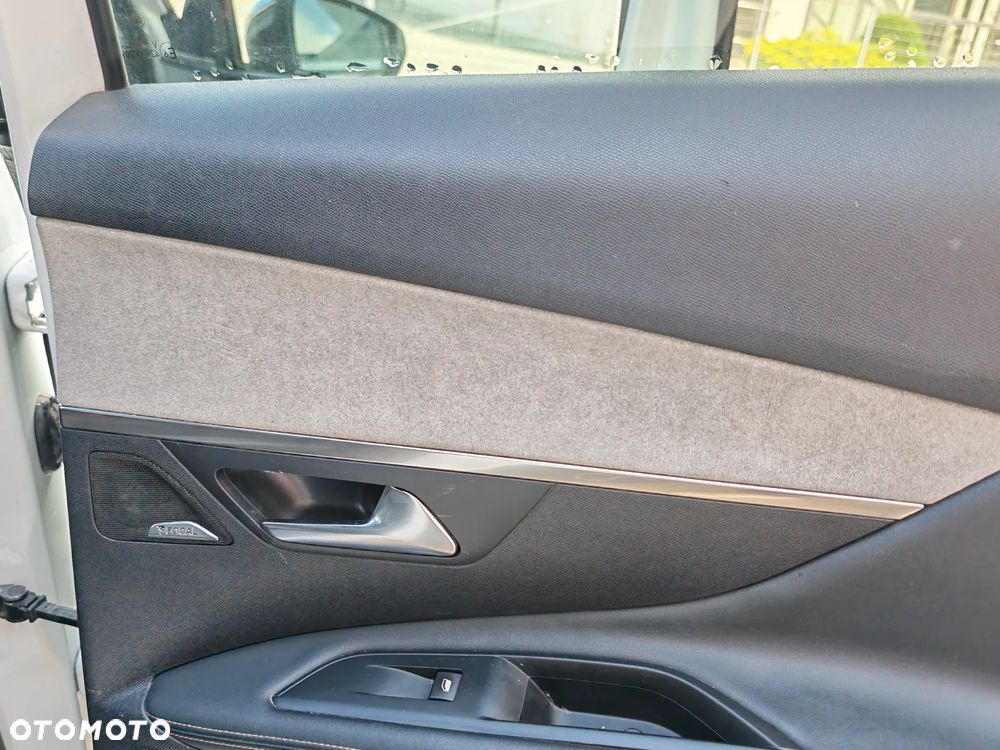 Peugeot 3008 BlueHDi 180 Stop & Start EAT8 GT - 27