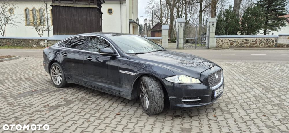 Jaguar XJ 3.0 D V6 Premium Luxury - 12