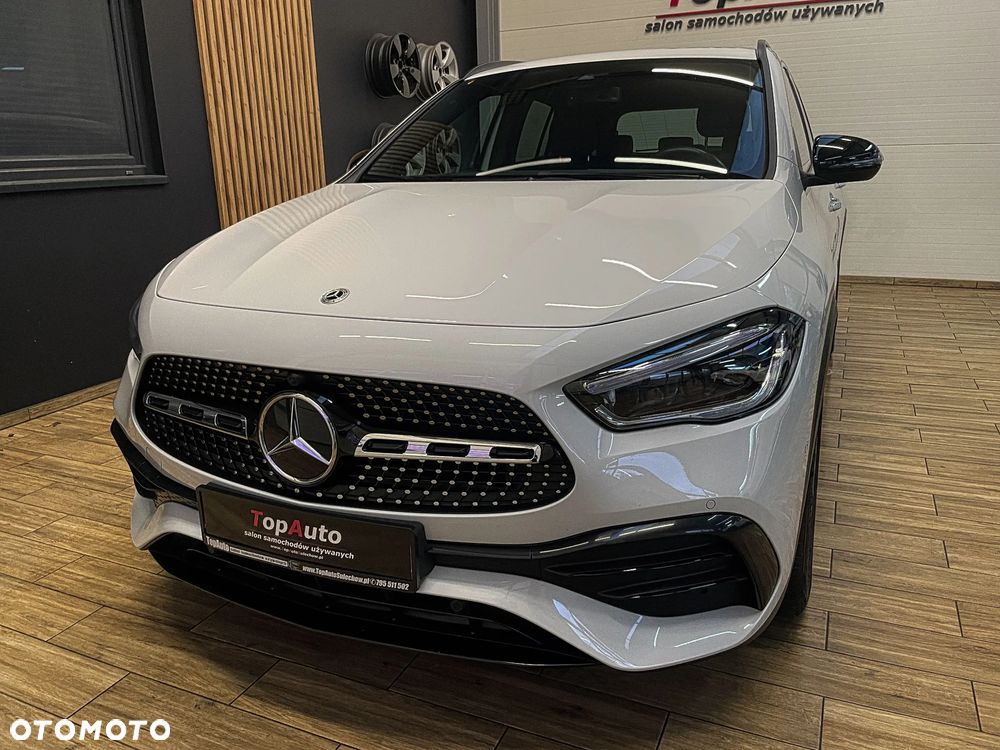 Mercedes-Benz GLA 250 AMG Line - 14