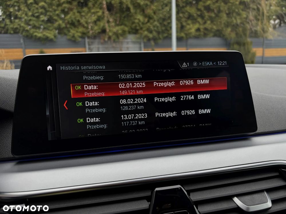 BMW Seria 5 520d - 32