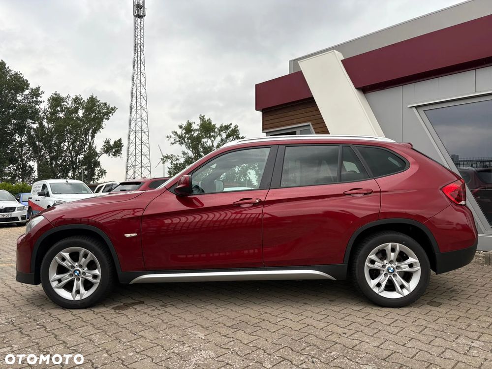 BMW X1 sDrive20d EfficientDynamics - 12