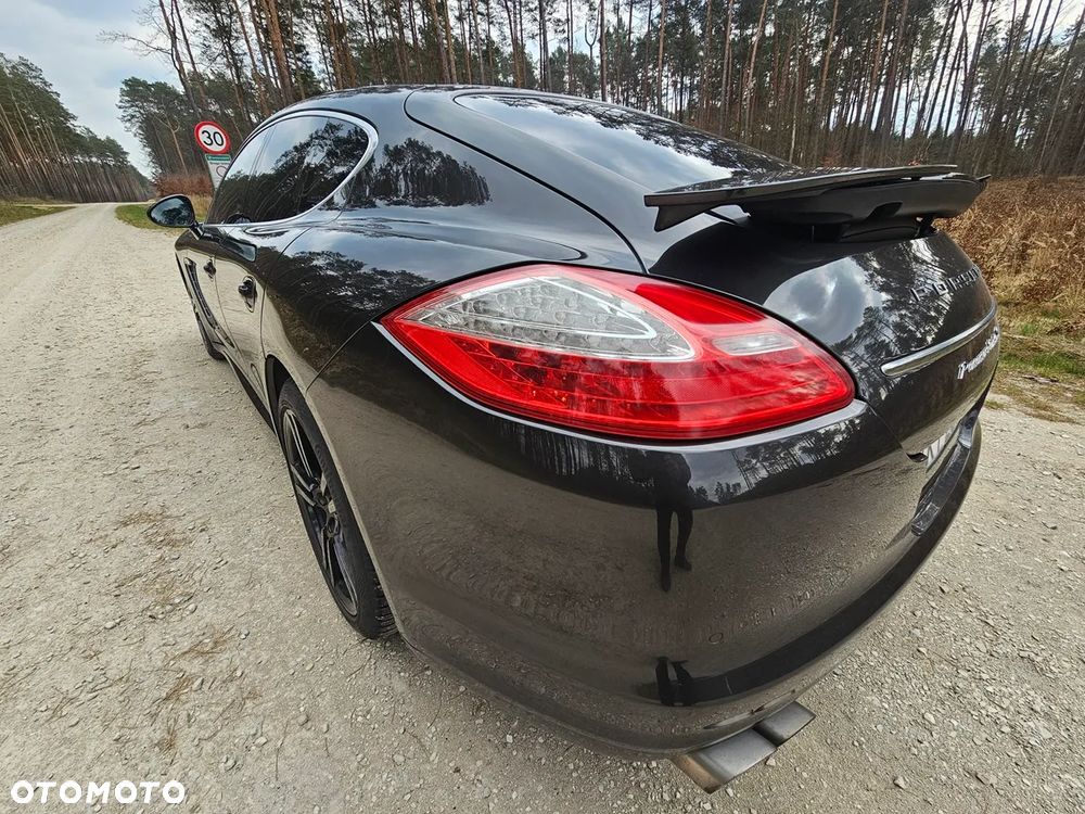 Porsche Panamera Turbo S - 28