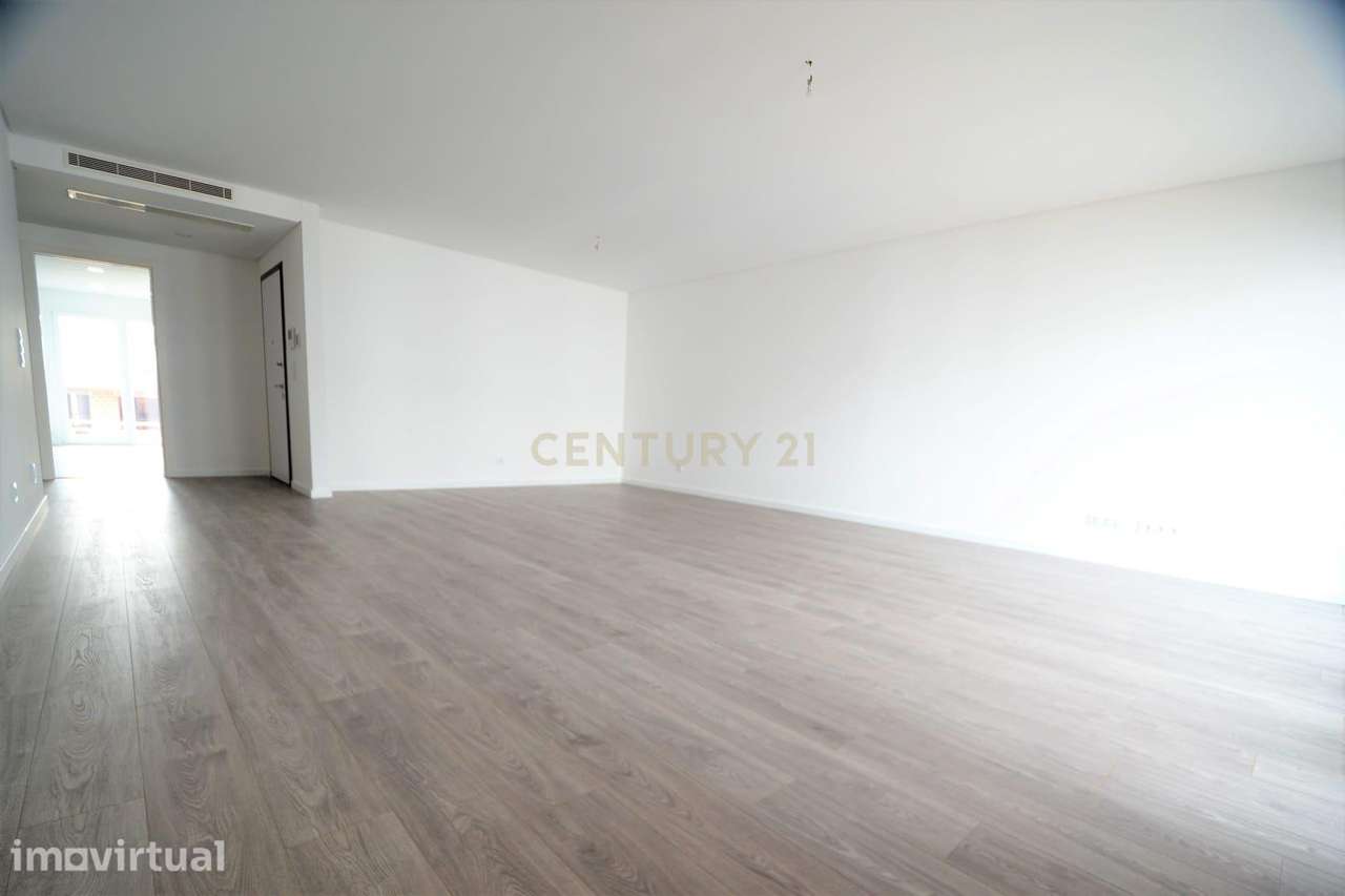 Porto Salvo - Apartamento T4 como novo - Grande imagem: 4/10