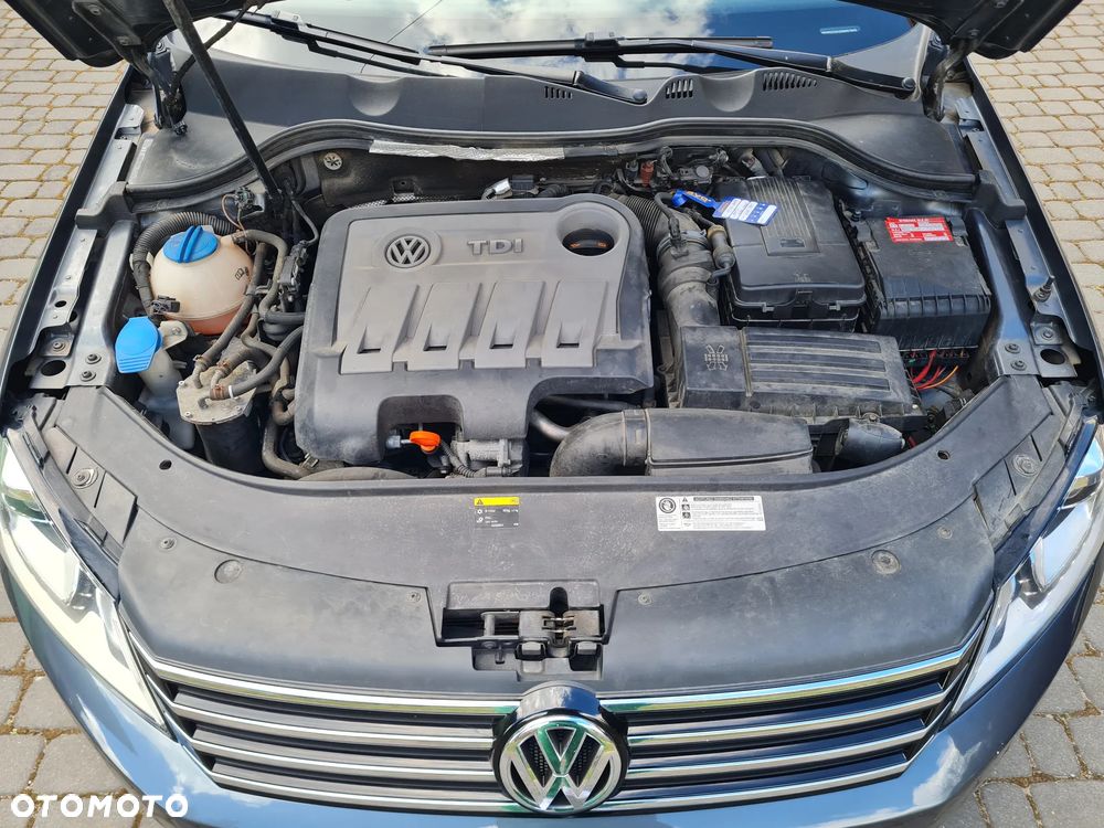 Volkswagen Passat 2.0 TDI Comfortline Optimum - 12