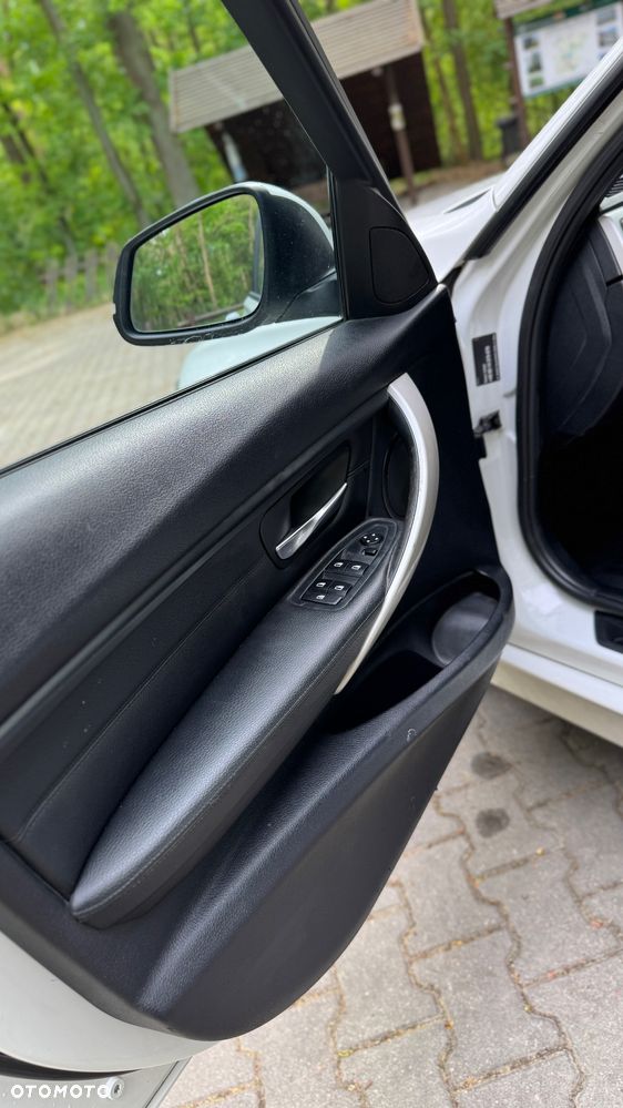 BMW Seria 3 - 11