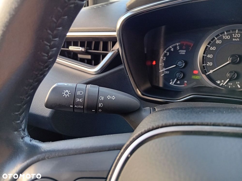 Toyota Corolla 1.8 Hybrid Comfort - 20