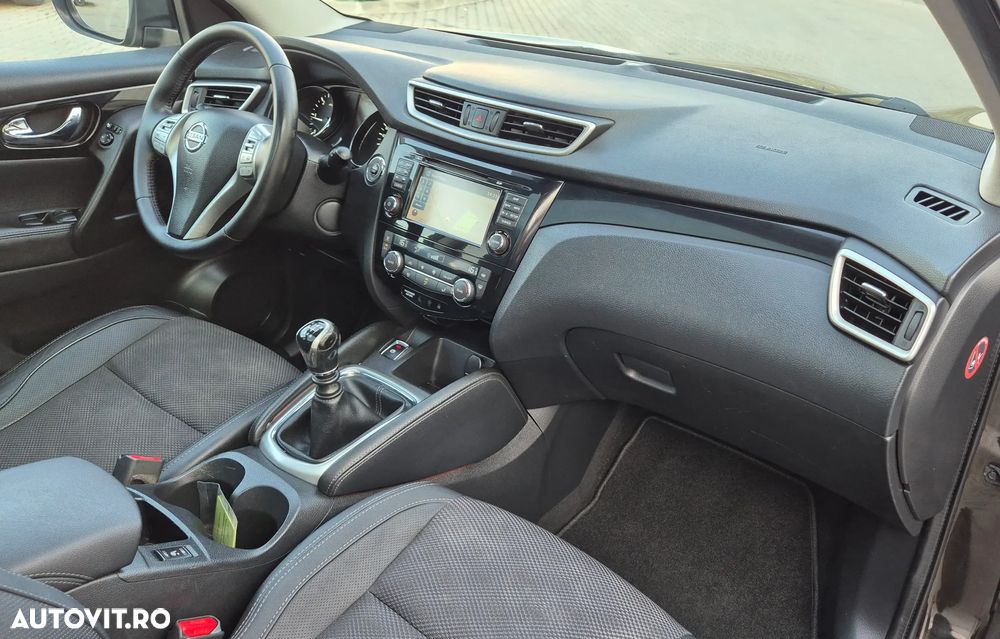 Nissan Qashqai 1.5 DCI TEKNA - 23