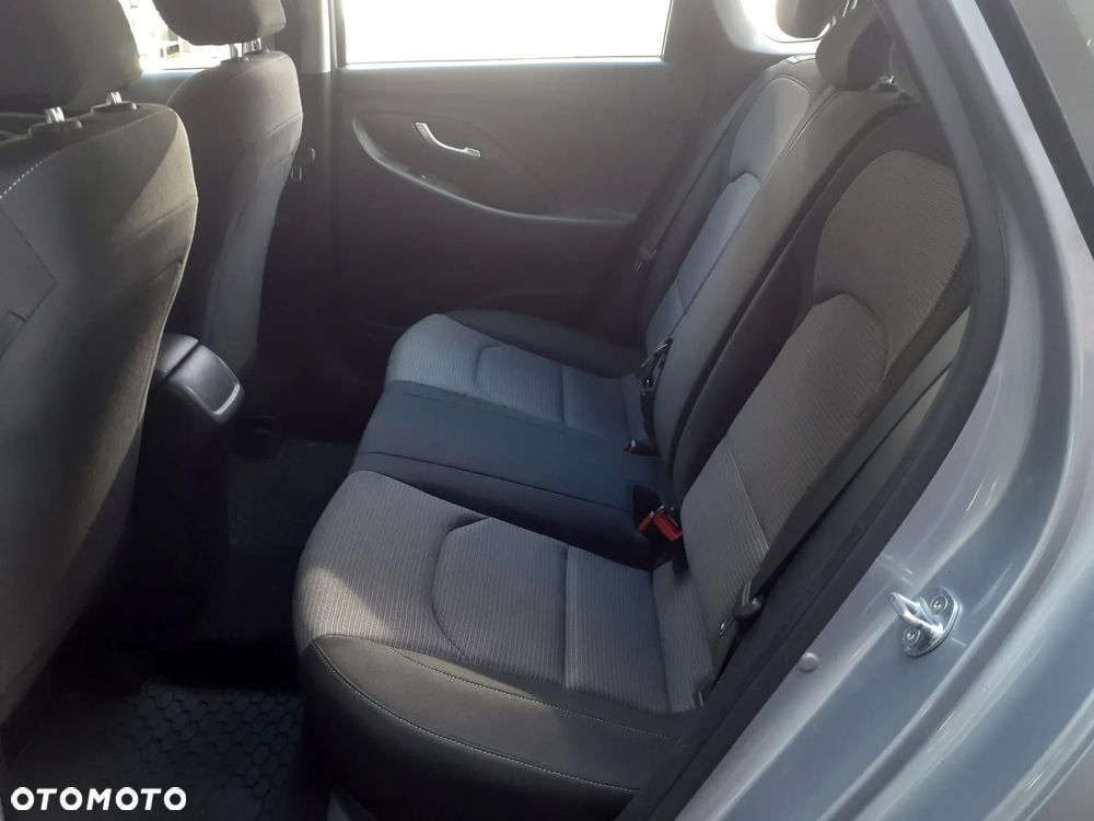 Hyundai i30 - 18