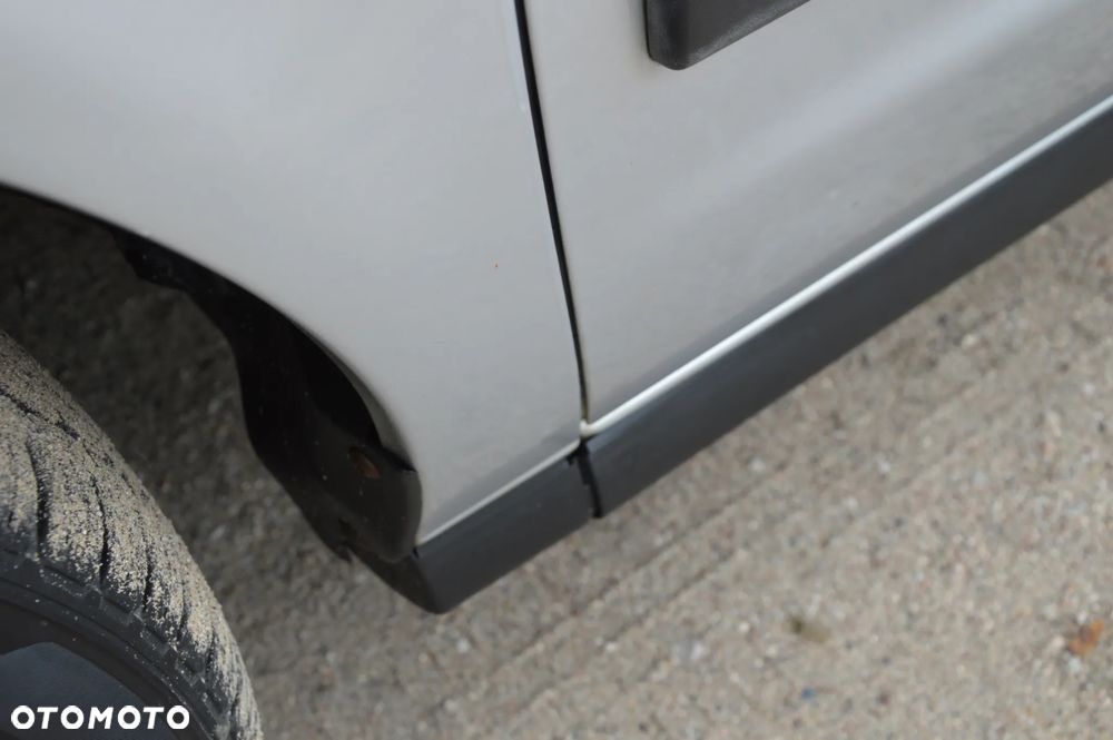 Volkswagen Sharan 1.9 TDI Trendline - 22