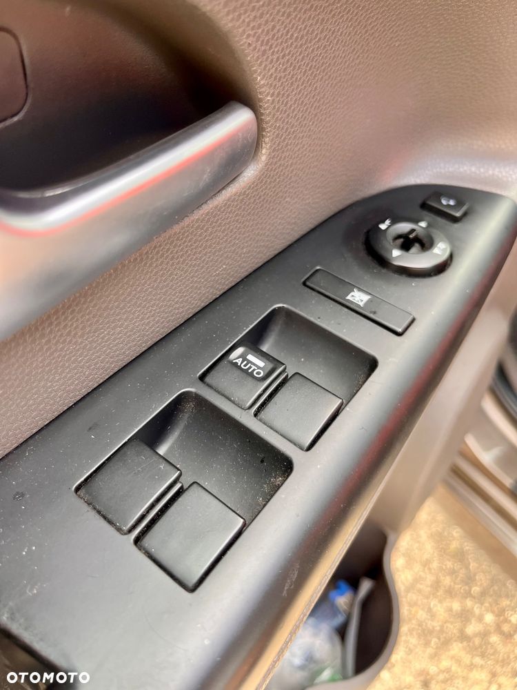 Kia Venga 1.6 M - 12