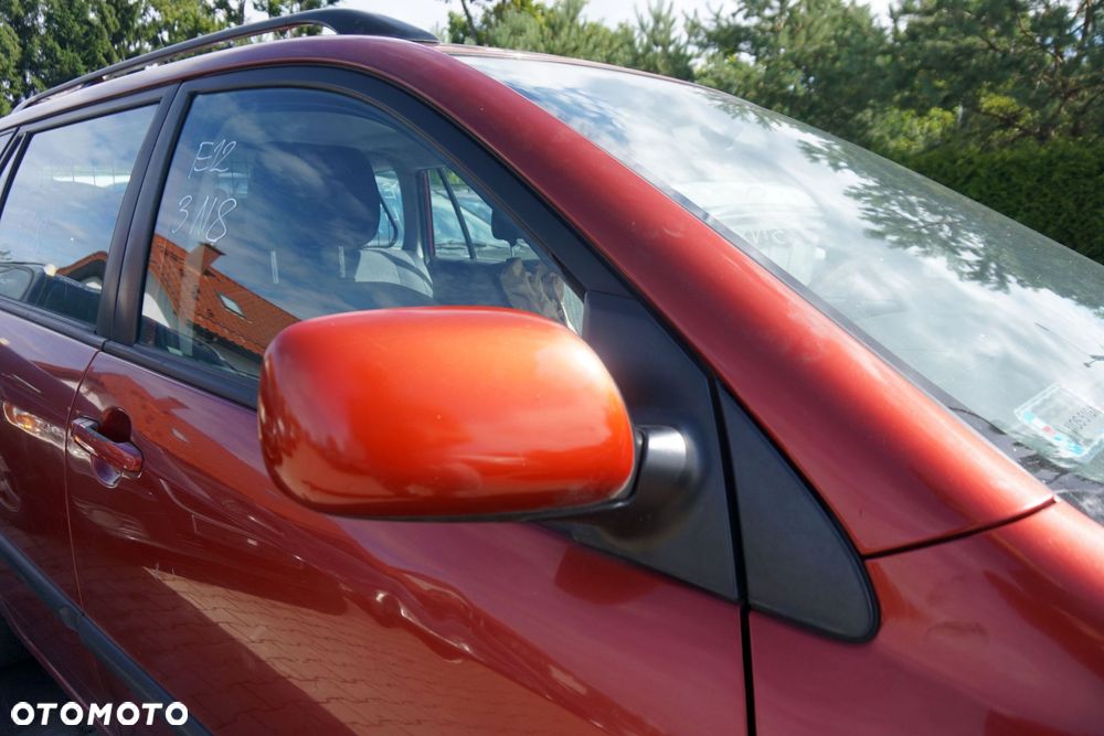 LUSTERKO ELEKTRYCZNE PRAWE COROLLA E12 3N8 CZERWONY TOYOTA 2001-2004 - 1
