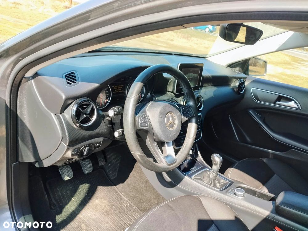 Mercedes-Benz Klasa A 160 d Urban - 14