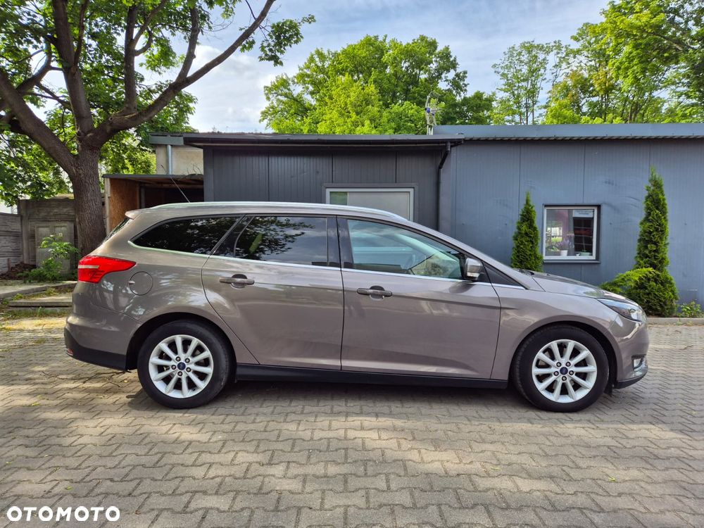 Ford Focus 1.5 EcoBoost Titanium ASS - 9