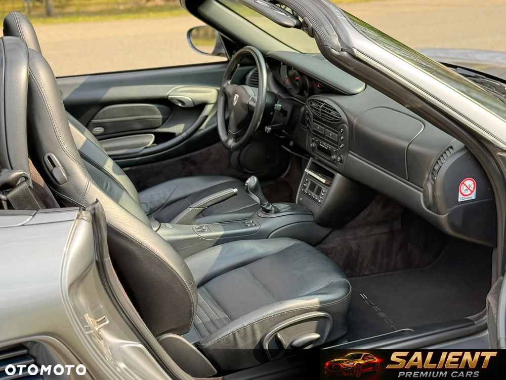 Porsche Boxster 2.7 - 22