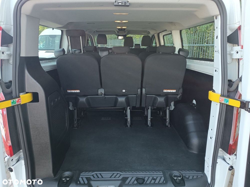 Ford Transit Custom - 32