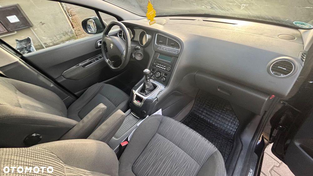 Peugeot 5008 1.6 THP Family 7os - 9